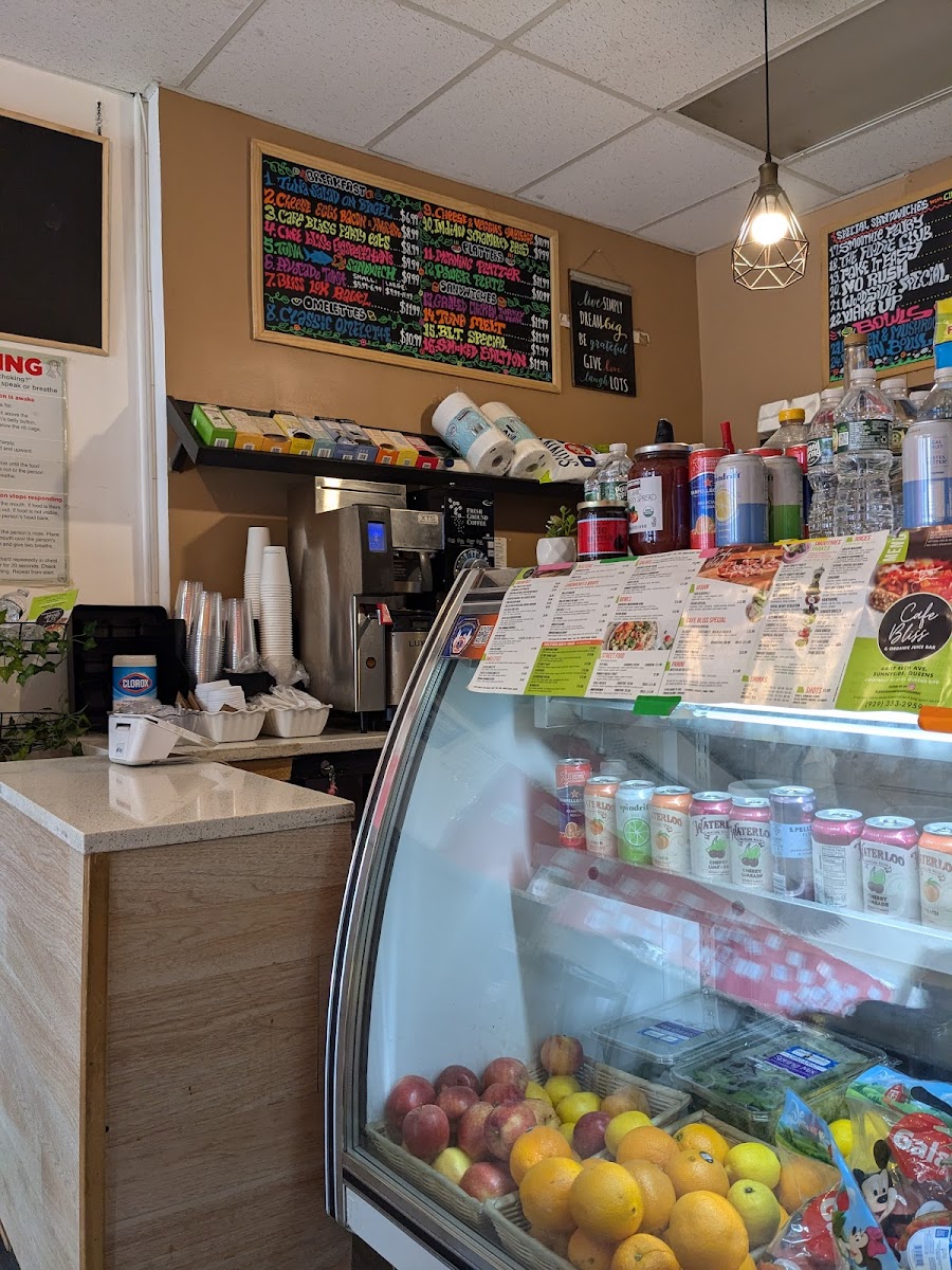 Cafe Bliss And Organic Juice Bar Photos 2